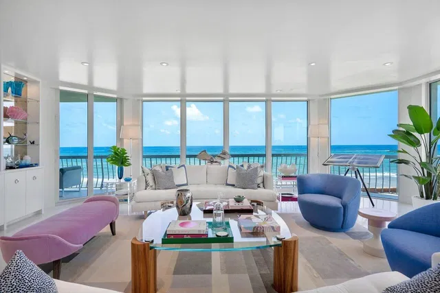 Sloan's Curve Palm Beach Unit 308n photo 2