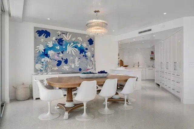 Sloan's Curve Palm Beach Unit 308n photo 6
