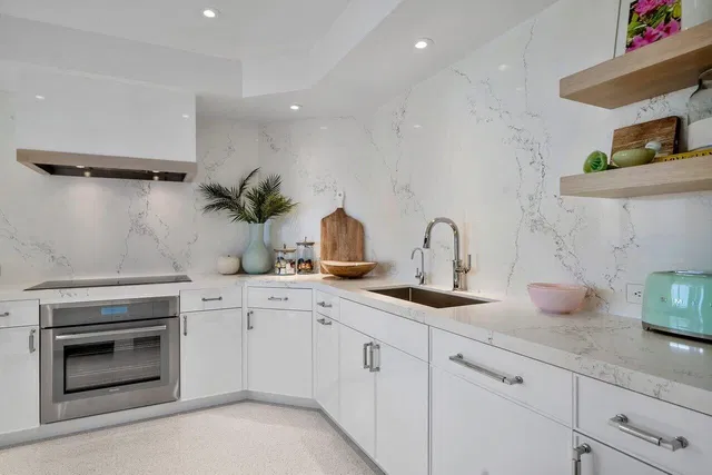 Sloan's Curve Palm Beach Unit 308n photo 9