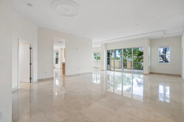 Flagler Landing Unit 204 photo 6