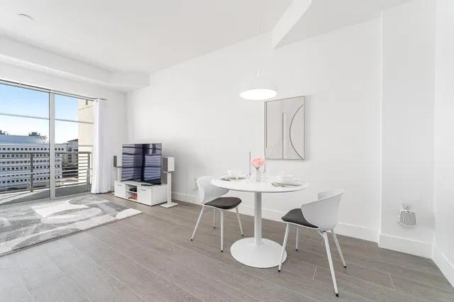 Tower 155 Unit 1008 photo 6