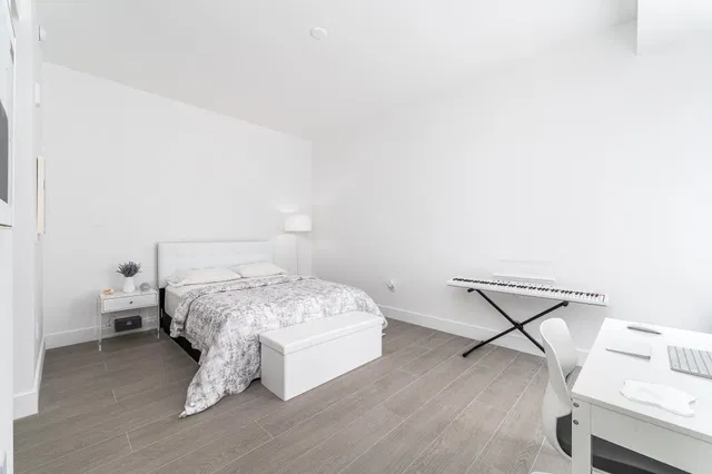 Tower 155 Unit 1008 photo 9