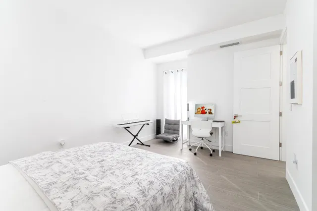 Tower 155 Unit 1008 photo 10