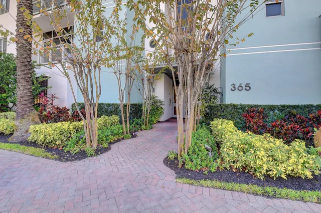 The Meridian Unit 301 photo 3