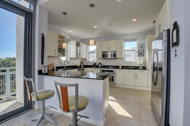 The Meridian Unit 301 photo 10