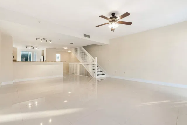 Pineapple Grove Village Condominiums Unit 6-D photo 9