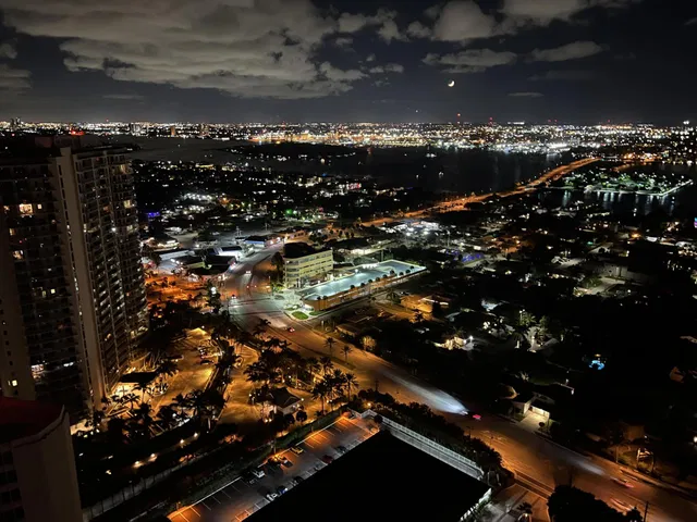 Tiara Singer Island Unit 39-H&G photo 8