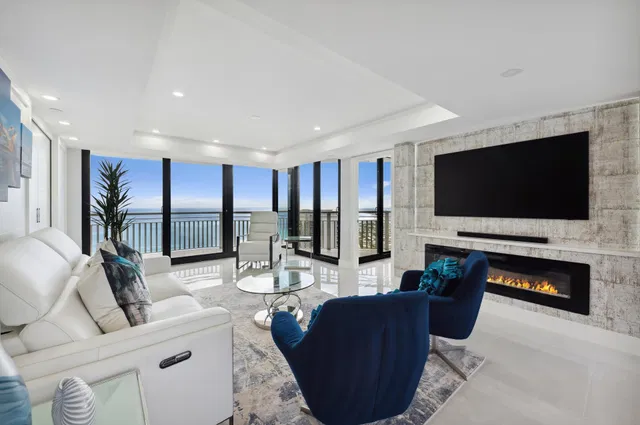 Tiara Singer Island Unit 39-H&G photo 10