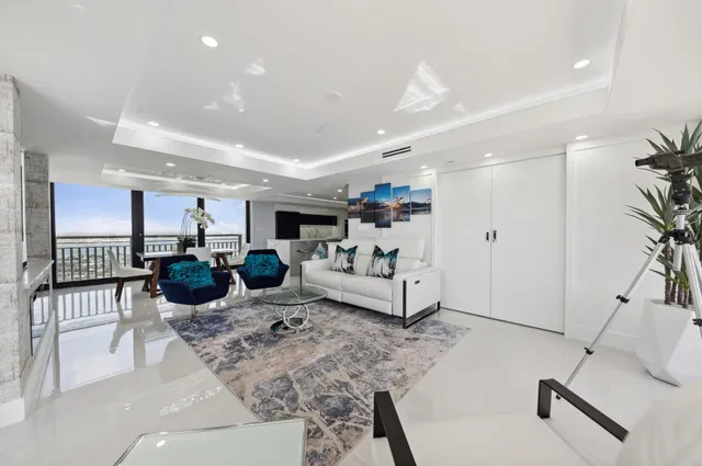 Tiara Singer Island Unit 39-H&G photo 12