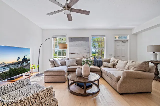 Charleston Court at Abacoa Residence photo 7