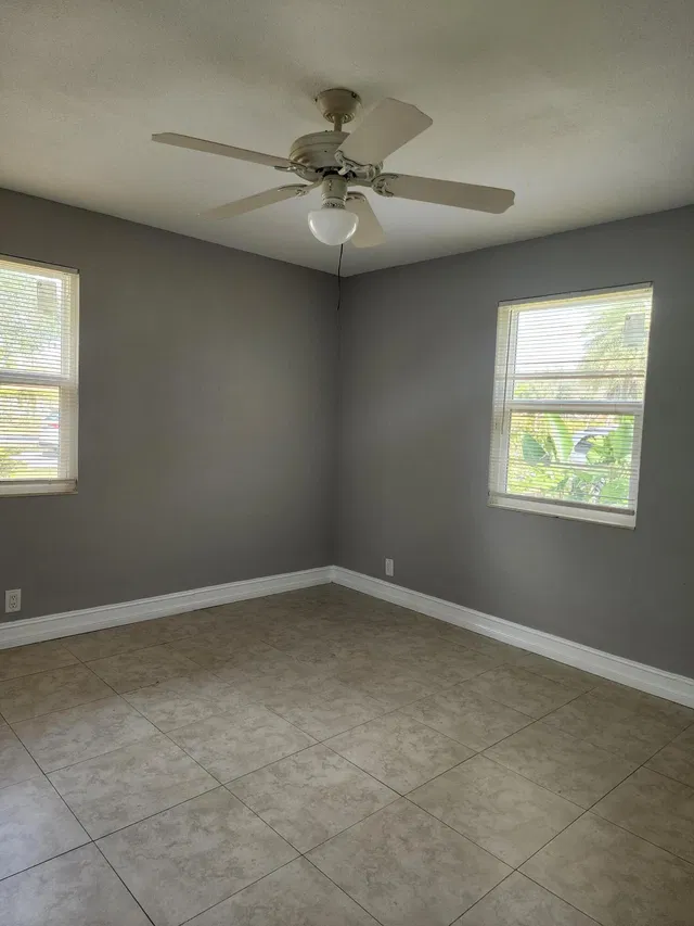 Residence photo 9