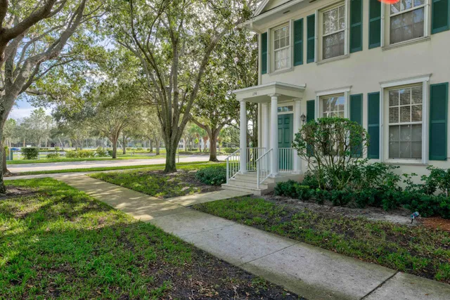 Charleston Court at Abacoa Residence photo 5
