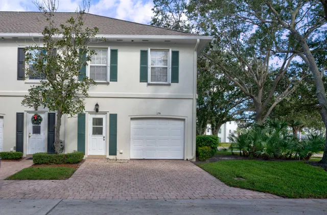 Charleston Court at Abacoa Residence photo 6