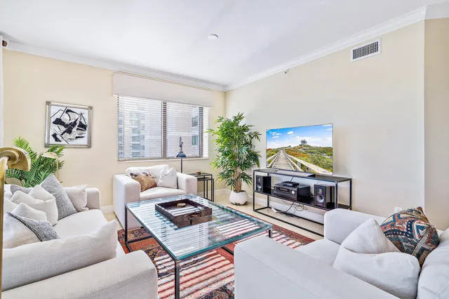 The Landmark Palm Beach Gardens Unit 905-C photo 5