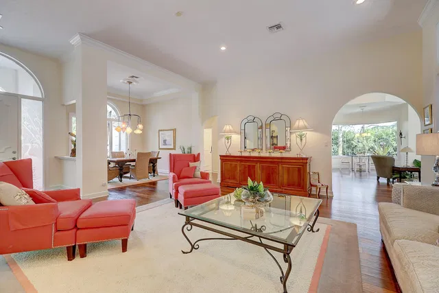 Willoughby Golf Club Residence photo 8