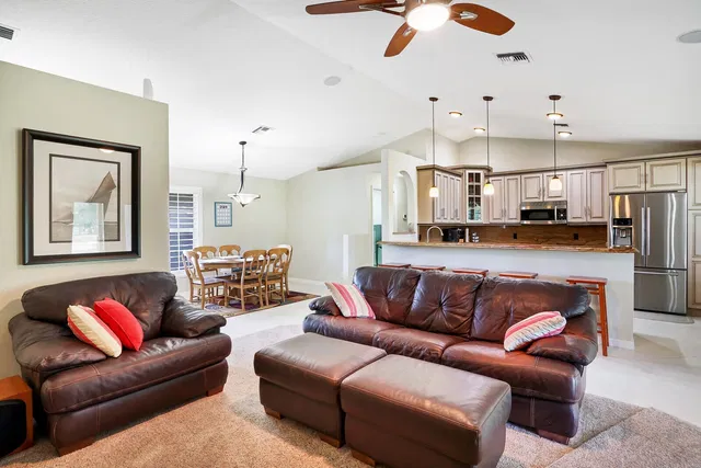 Residence photo 14