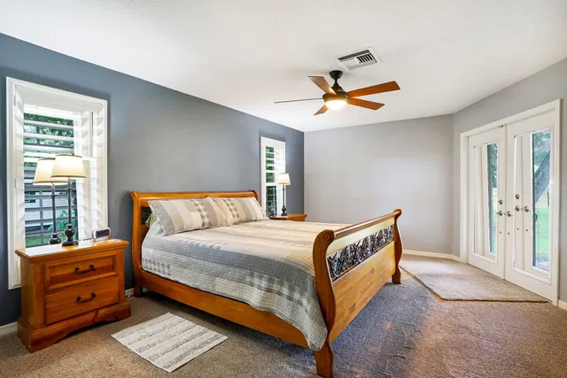 Residence photo 17