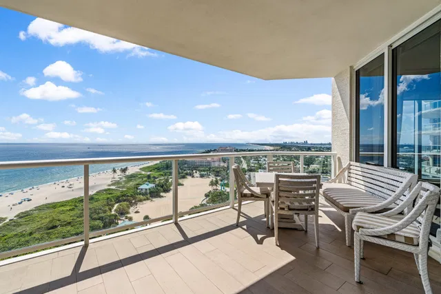 Ritz Carlton Residences Singer Island Unit 1601b photo 4