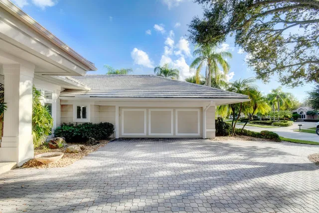 Willoughby Golf Club Residence photo 8
