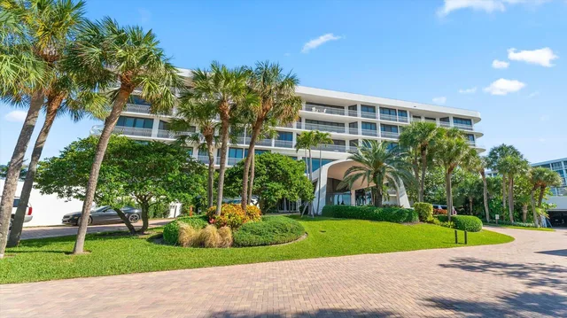 2000 S Ocean Boulevard #102 S