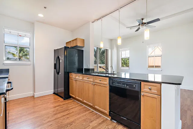 Flagler Landing Unit 206 photo 6