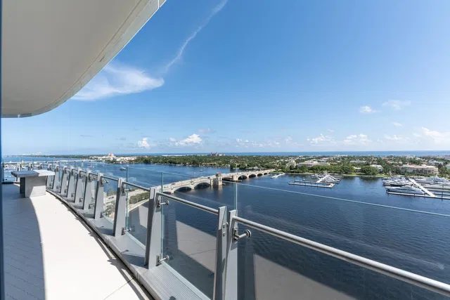 Bristol Palm Beach Unit 1702 photo 3