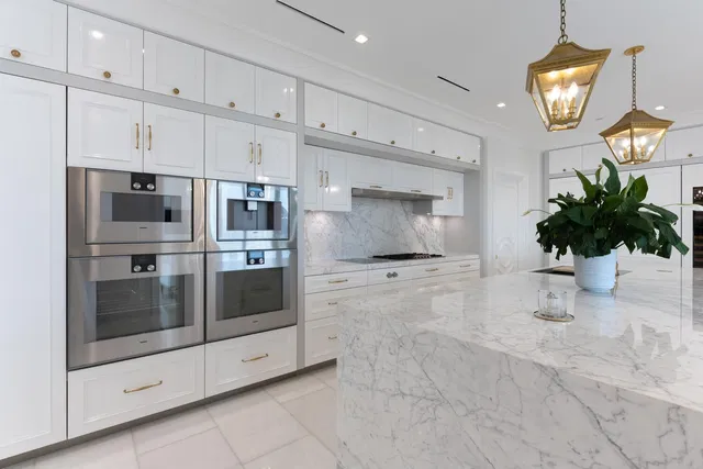 Bristol Palm Beach Unit 1702 photo 9