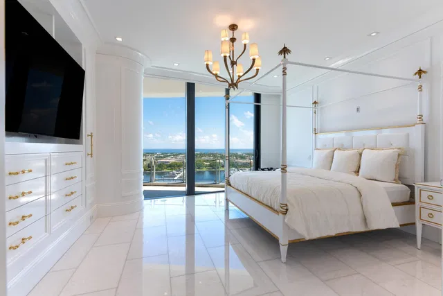 Bristol Palm Beach Unit 1702 photo 11