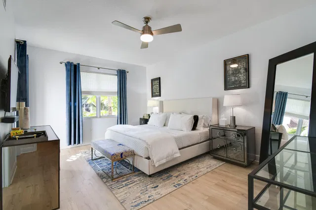 Villas on Antique Row Residence photo 11