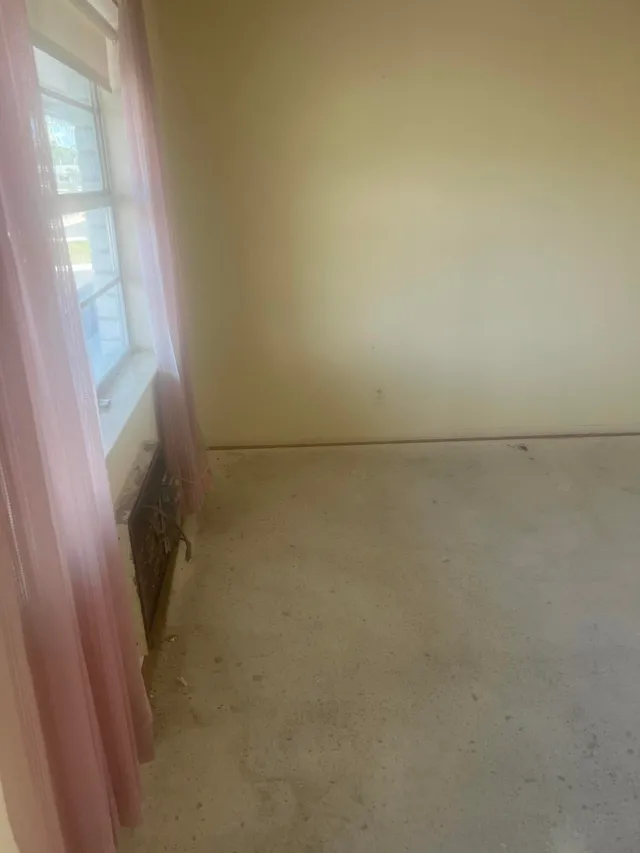 Residence photo 3