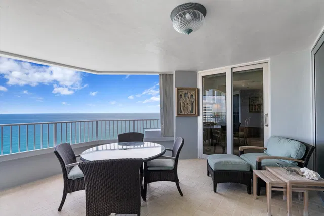 Corniche Singer Island Unit 1703 photo 2