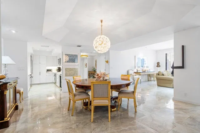 Palm Beach Biltmore Unit 616 photo 5