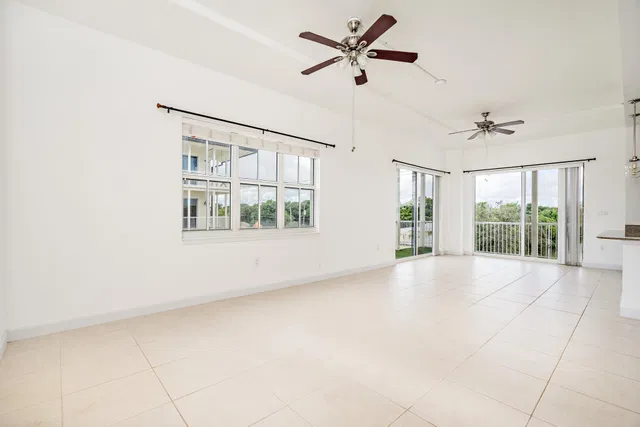 Flagler Landing Unit 306 photo 2