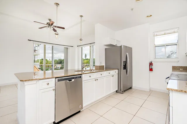 Flagler Landing Unit 306 photo 8