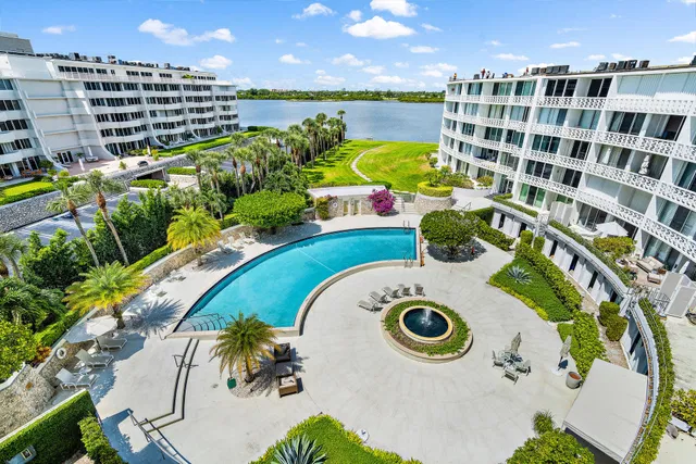 2760 S Ocean Boulevard #516