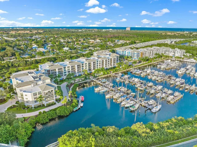 Azure Palm Beach Gardens Unit 402 photo 4