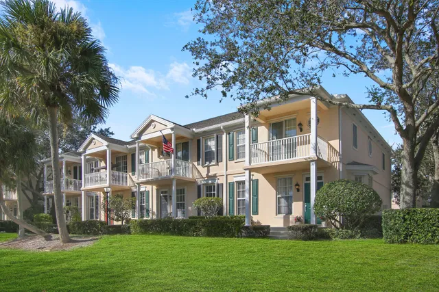 Charleston Court at Abacoa Residence photo 2