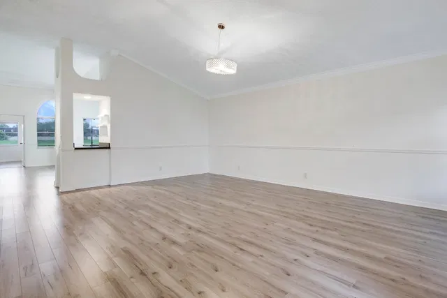  Residence photo 7