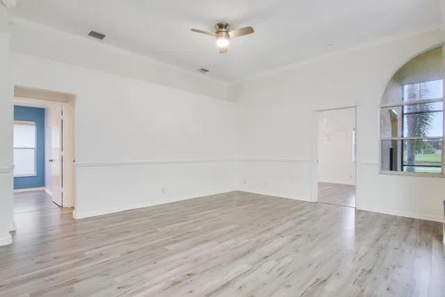  Residence photo 10