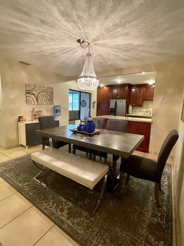 Residence photo 8