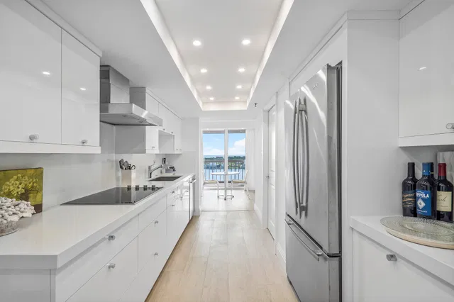 Waterview Towers Unit 1803 photo 11