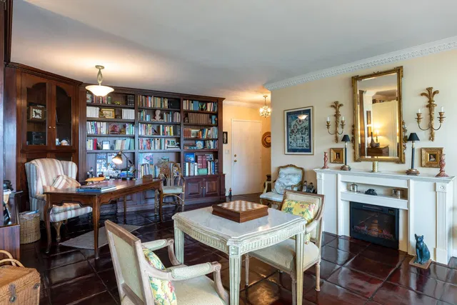 Palm Beach Towers, Palm Beach Unit 321a photo 7
