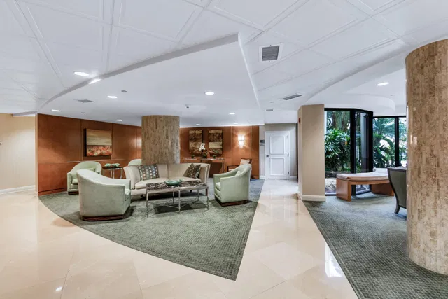 Tiara Singer Island Unit 14-G photo 15