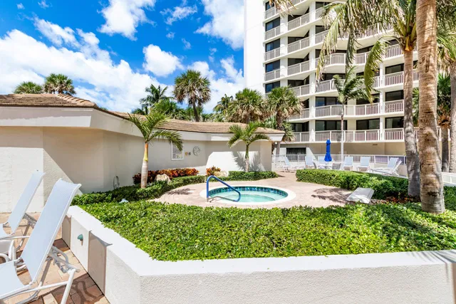 Tiara Singer Island Unit 14-G photo 18