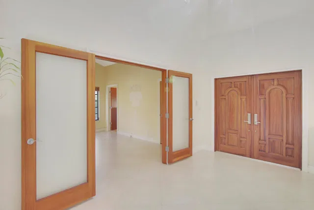 Boca Bath & Tennis Residence photo 5