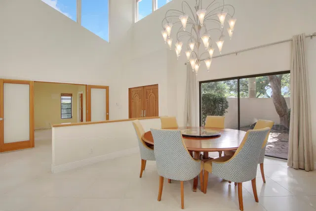 Boca Bath & Tennis Residence photo 7
