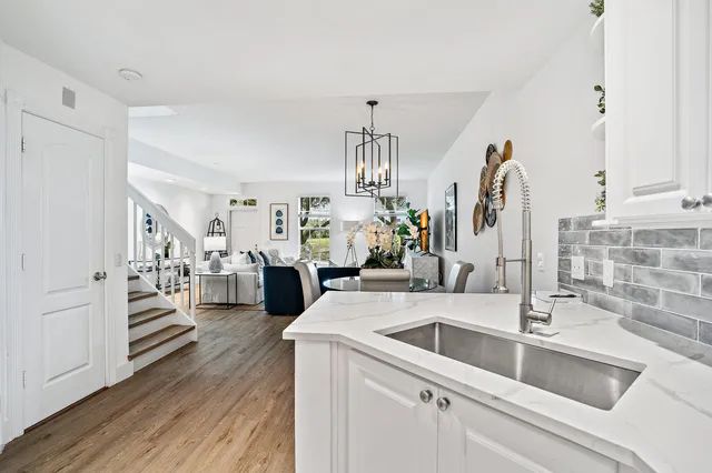 Charleston Court at Abacoa Residence photo 5