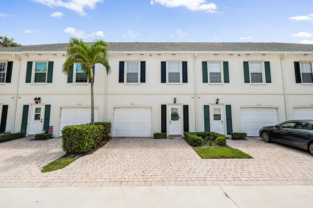 Charleston Court at Abacoa Residence photo 11