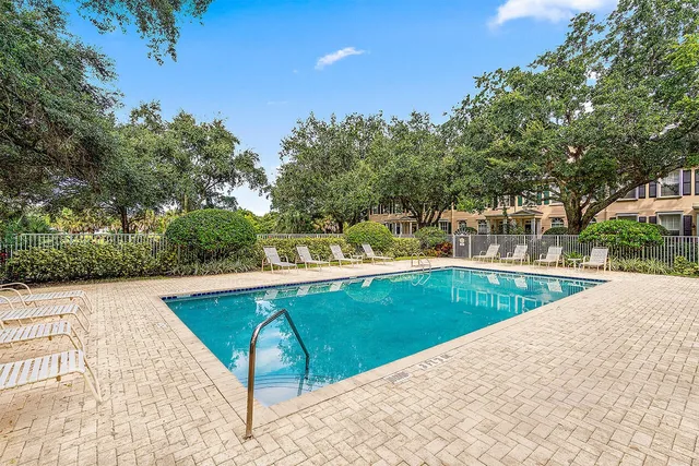 Charleston Court at Abacoa Residence photo 18