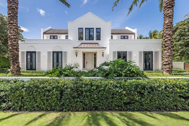152 Dolphin Road